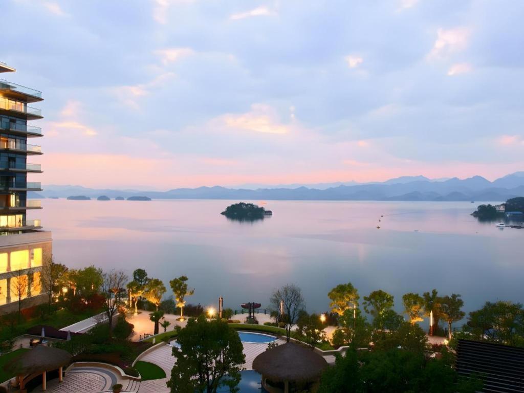 Hangzhou 1000Island Lake Greentown Resort Hotel Chun'an Екстер'єр фото